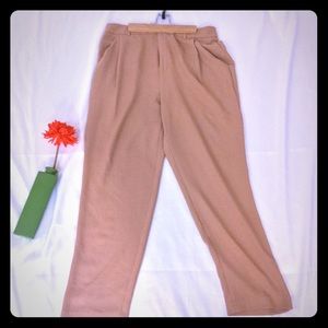 Stylish salmon color ankle trousers💓